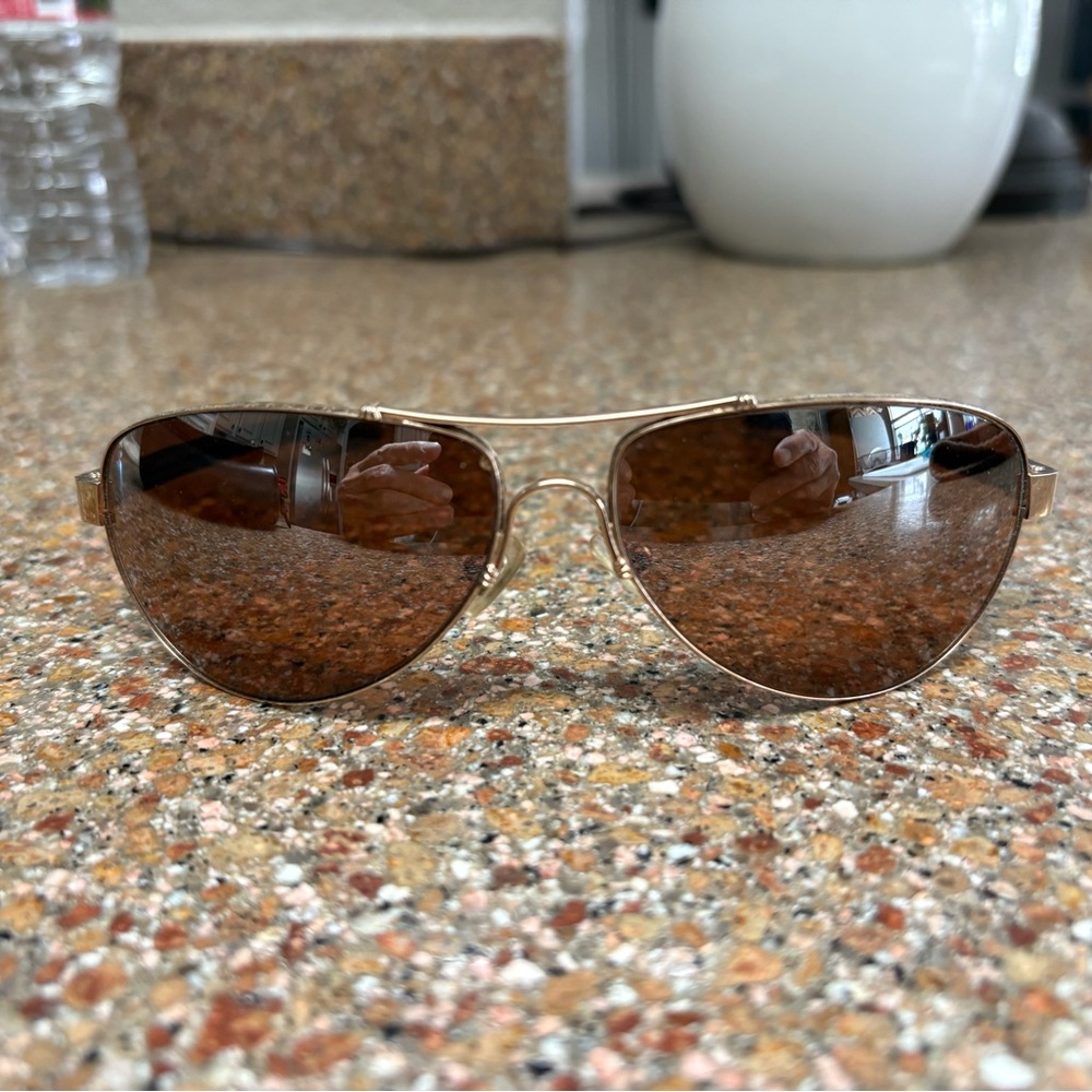 Stylish Gold Aviator Sunglasses